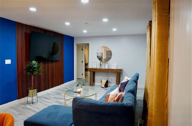 Building Photo - 3812 Clovis Ct NW