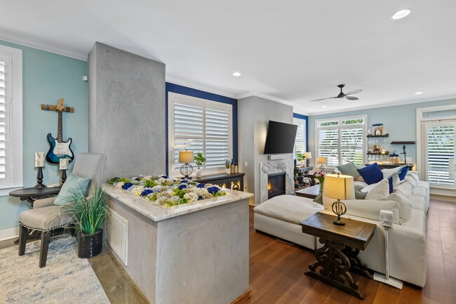 Photo - 1122 Glenview Dr