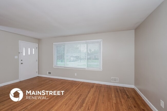 Photo - 3231 Rosewedge Way