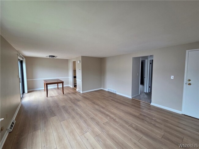 Photo - 55 Greenwich Dr