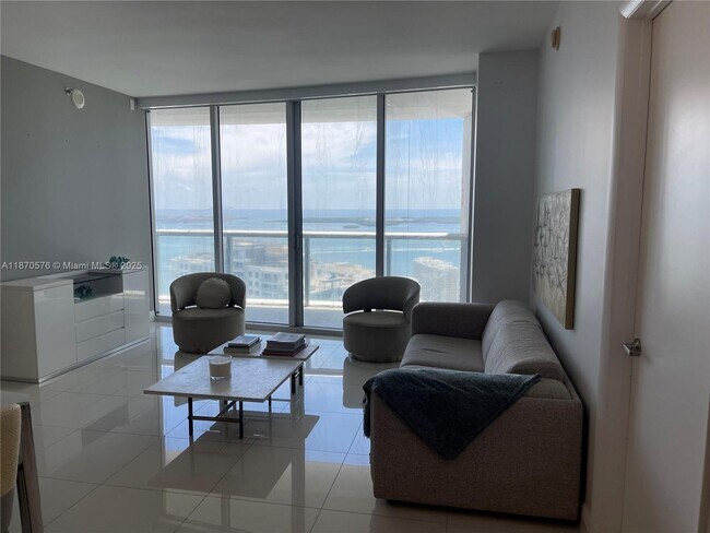 Photo - 475 Brickell Ave Unit 3807