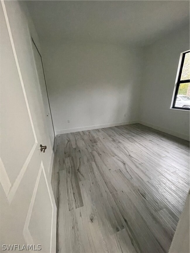 Photo - 2567 12th Ave NE