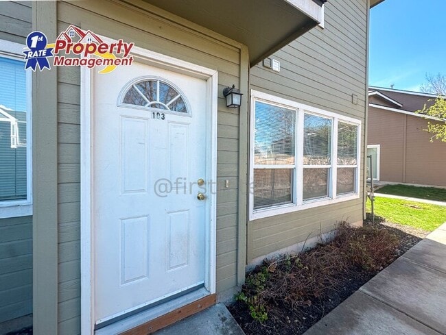 Photo - 6764 W Morris Hill Ln Unidad #104