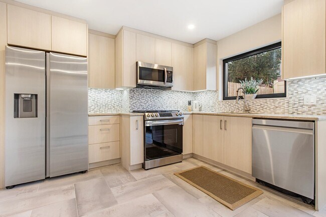 Photo - 5501 John F. Kennedy Blvd