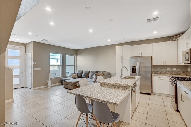 Photo - 9864 Kings Glen St Unidad 9864