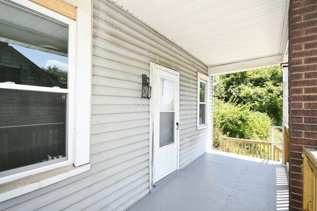 Photo - 1103 Crosby St Unidad 2