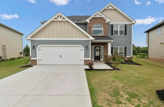Building Photo - Beautiful home in Powdersville