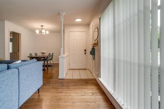 Photo - 10008 San Lorenzo Dr
