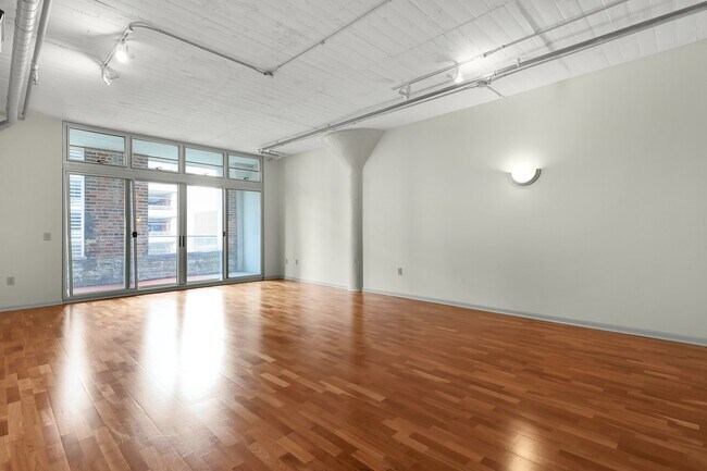 Photo - 221 N Front St Unit 405