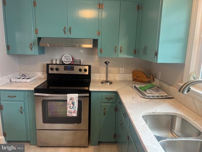 Photo - 6014 Riverview Dr