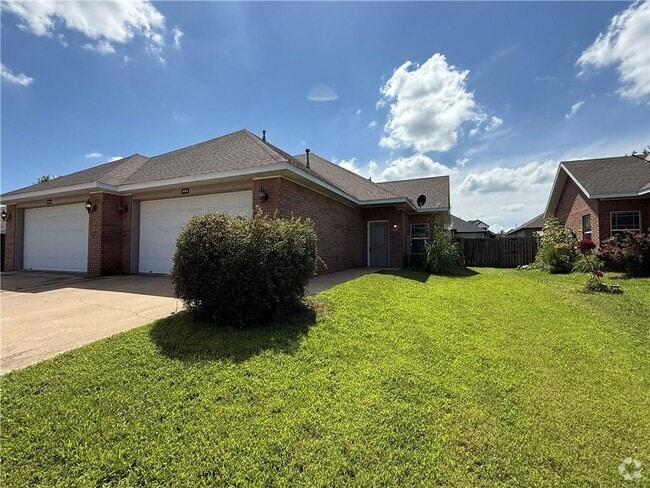 Building Photo - 663 Appleridge Dr Rental