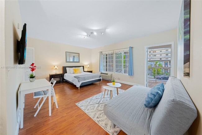 Photo - 1241 14th St Unit 11