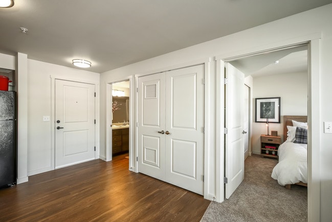 Photo - VINTAGE AT MILL CREEK