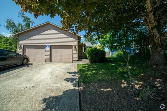 Building Photo - young02 Unit 4223 Rental