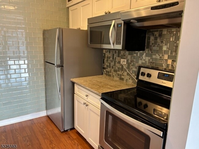 Photo - 300 Main St Unit 405