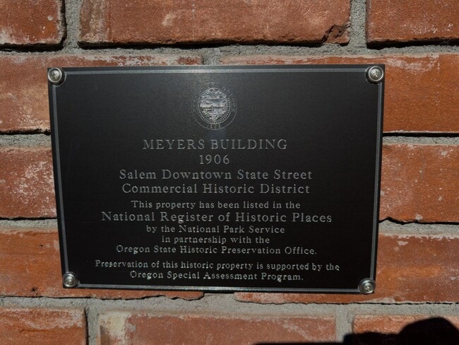 Photo - NEWLY RENOVATED DOWNTOWN SALEM STUDIO Unit 455-207