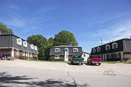 Glen Lake Townhomes - Glen Lake Townhomes