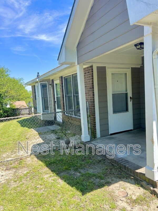 Photo - 1703 Winnabow Dr