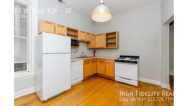 Photo - 2203 W Erie St Apartment Unit 2F