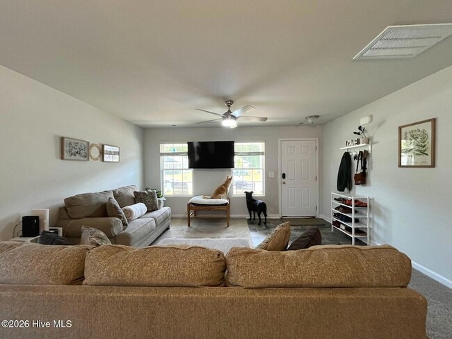 Photo - 784 Conductor Ct