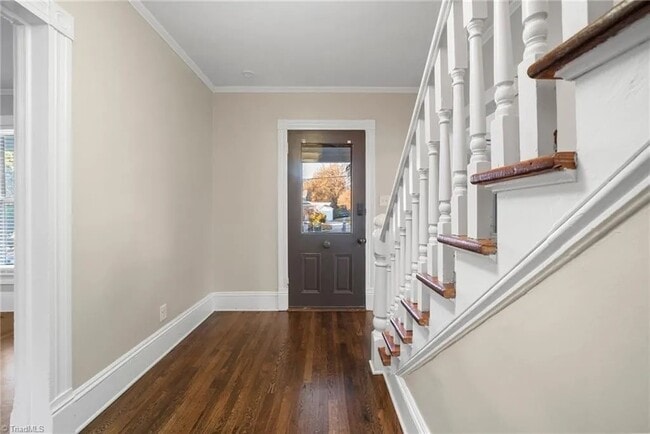 Photo - 917 Walker Ave