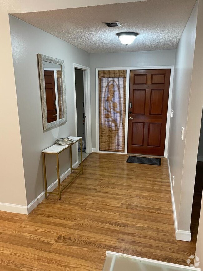 Building Photo - 7938 Villa Nova Dr Rental