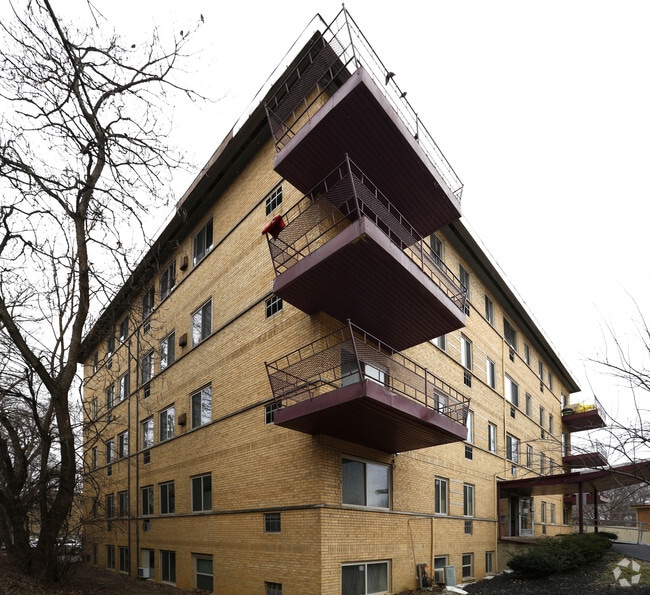 Building Photo - 4821 Reading Road