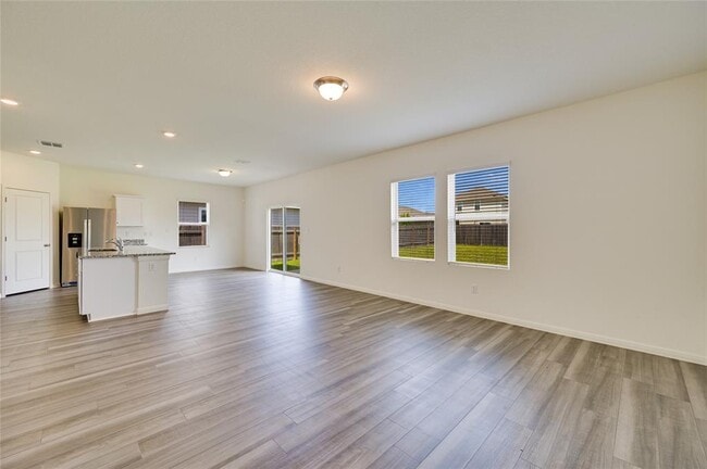 Photo - 268 Wren Ln