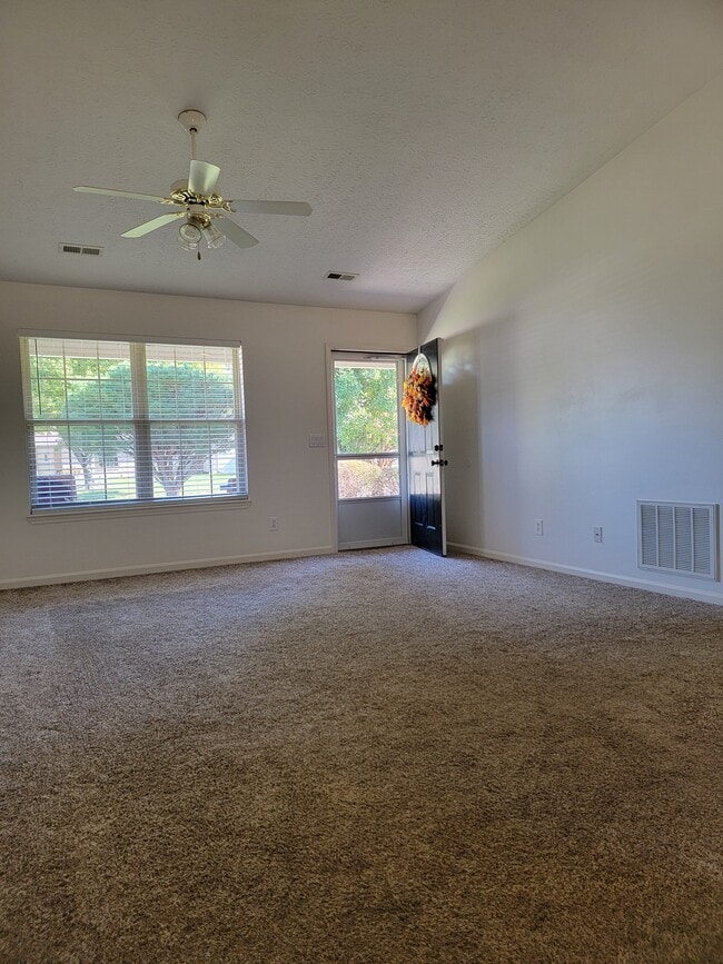 Photo - 1216 Pebble Creek Dr