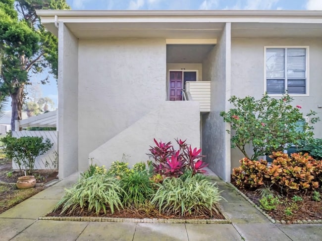 Photo - 616 Windrush Bay Dr