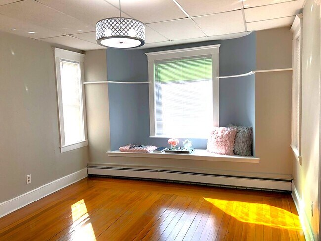 Photo - 722 Adams St Unit 1