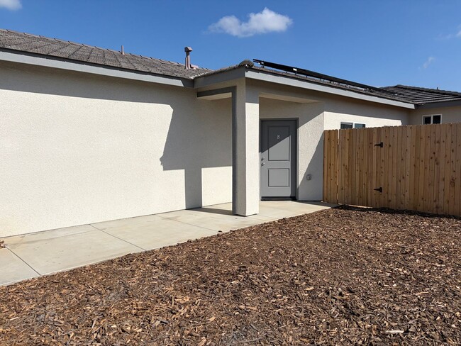 Photo - 6003 Cougar Trl Unit B