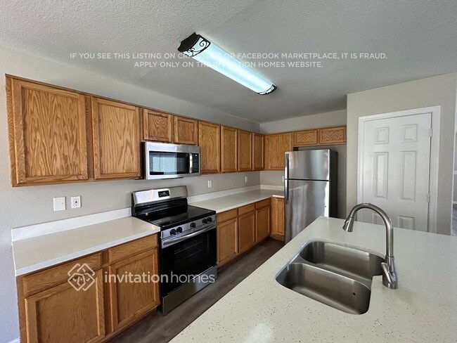 Photo - 10378 W Piccadilly Rd