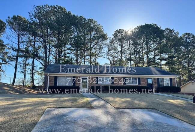 Building Photo - 573 Downing St Unit 573 Downing Street