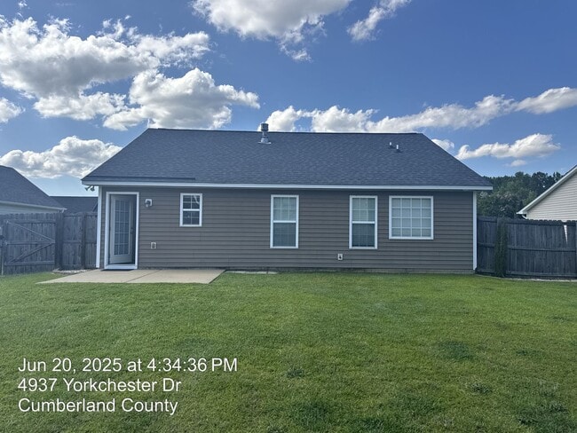 Photo - 4937 Yorkchester Dr