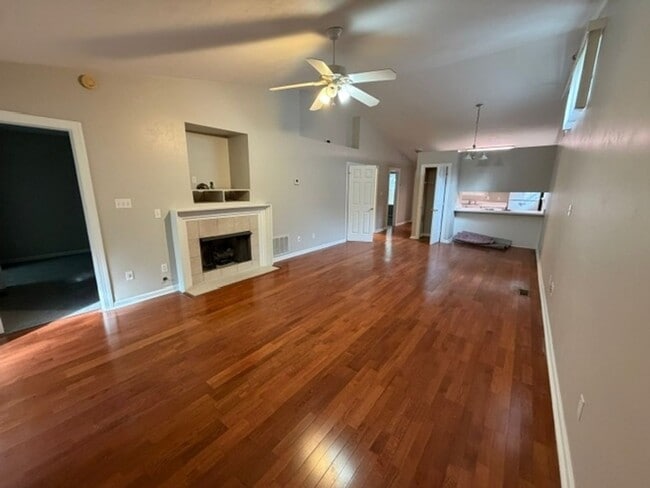 1248 Cross Creek Cir