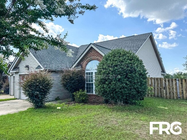 Photo - 149 Emily Dr Unit B