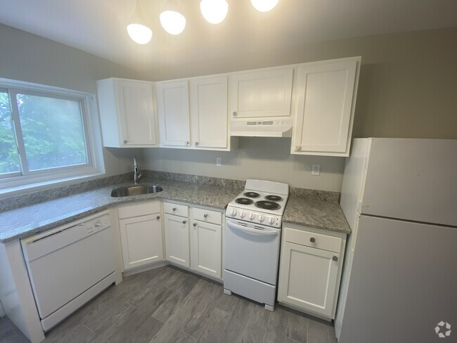 Building Photo - 195 Saint Botolph St Unit 1 Rental