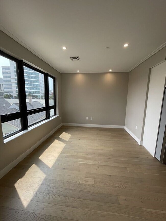 Photo - 1 parking spot included! Luxury Studio for... Unit 315