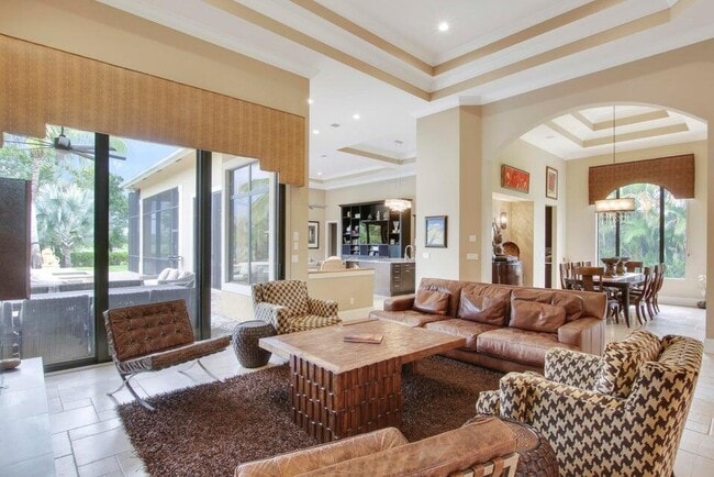 Photo - 18337 SE Old Trail Dr W