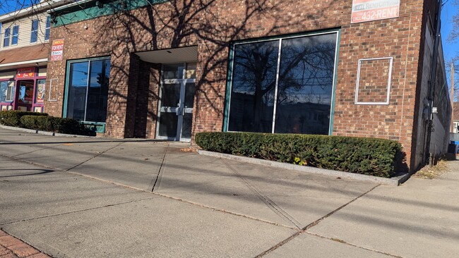 Building Photo - 467 Delaware Ave Unit Commercial Right Rental