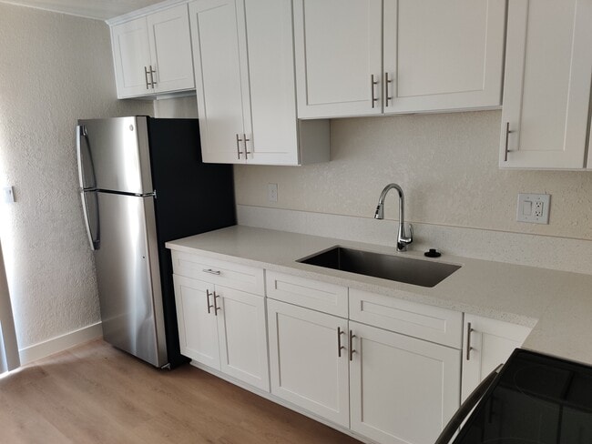Photo - 18526 Rio Seco Dr Unit Apt. B
