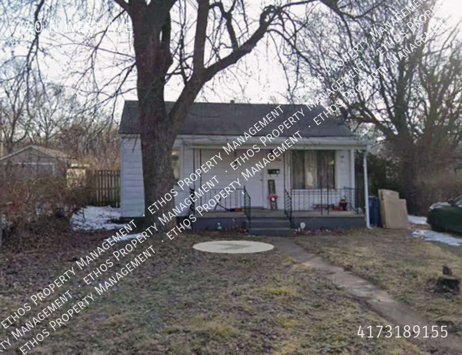 Photo - 740 N West Ave