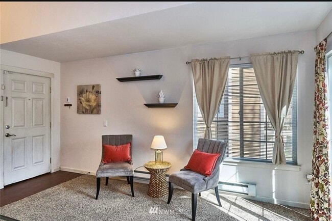 Building Photo - 2617 S 272nd St Rental