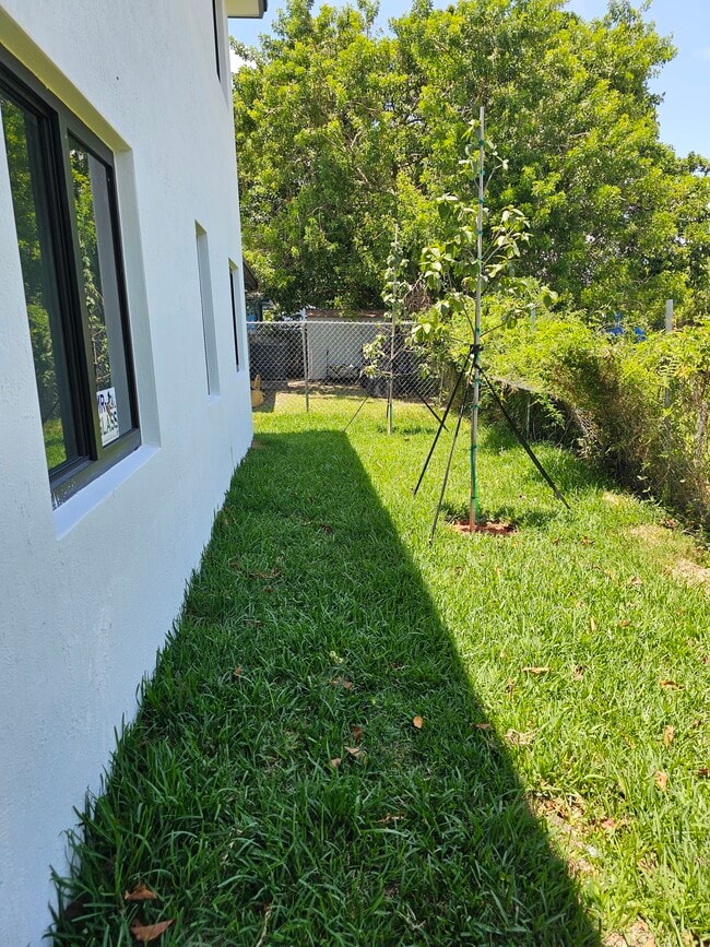 Photo - 1827 NW 68th St