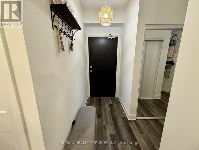 Photo - 50 Lakebreeze Dr Unité 229