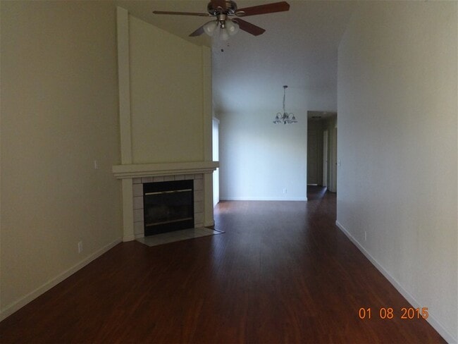 Photo - 954 Crisp Dr Unit 954