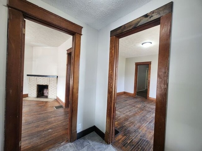 Photo - Spacious 2 Bedroom 1 Bath