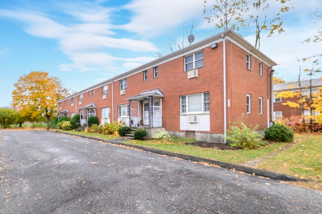 Building Photo - 922 Shippan Ave Unit 1