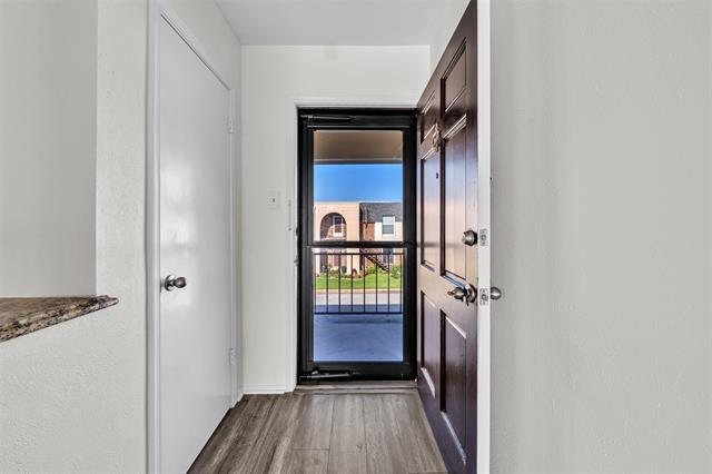 Photo - 4024 Ridglea Country Club Dr Unit 611